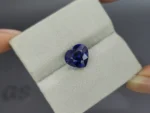 royal blue sapphire in heart shape 5.01 carats, sri lanka