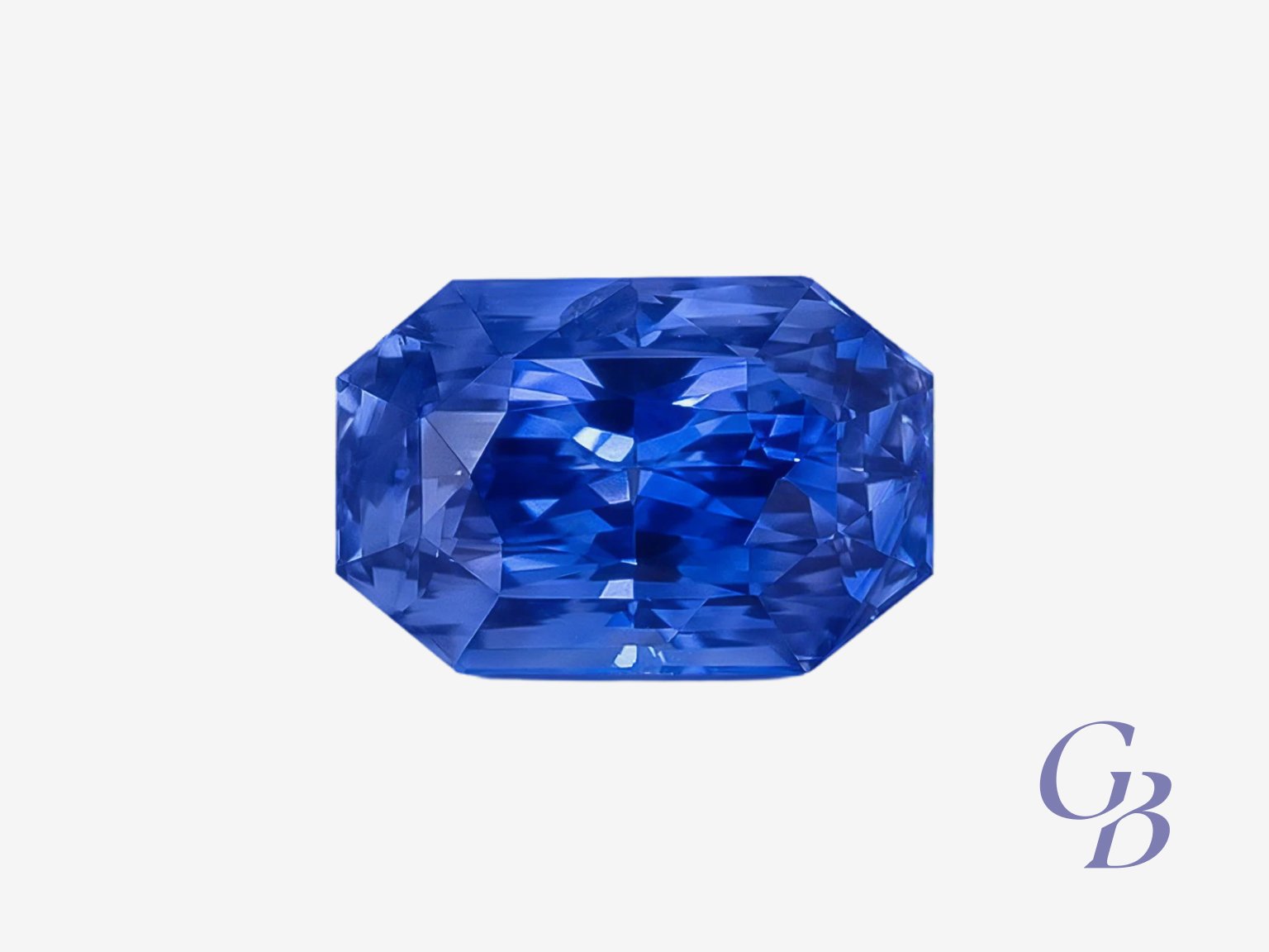 Cornflower Blue sapphire in radiant shape, Sri Lanka (Ceylon) Saphir bleu bleuet, taille radiant, Sri Lanka (Ceylan) – Image 1