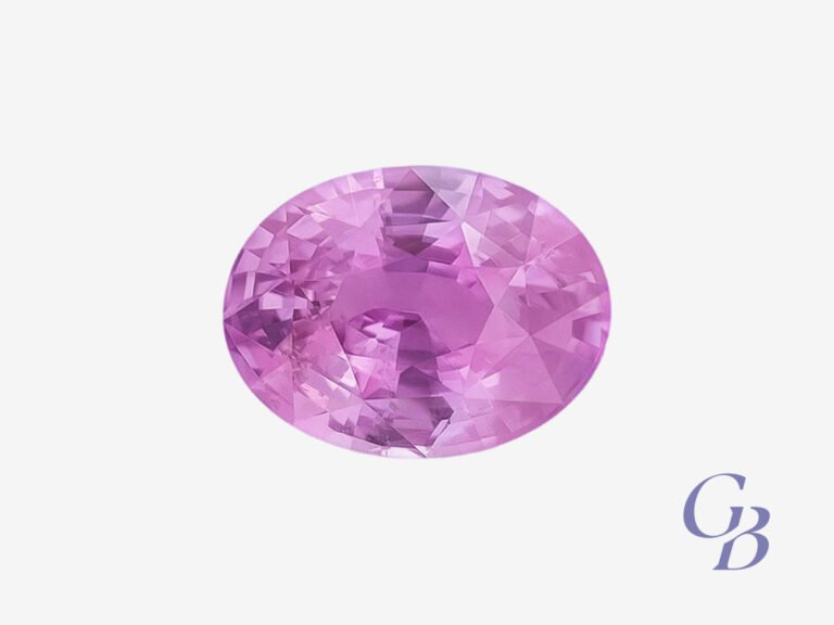 Pink sapphire in oval shape, Sri Lanka (Ceylon)