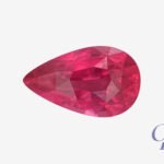 Spinelle rose vif, taille poire, Tanzanie